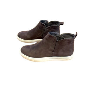 JORE womens suede booties, sable color, size 7 in good condition